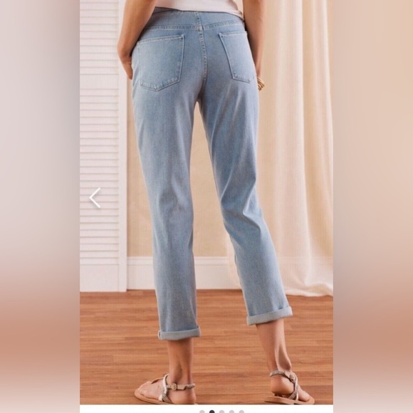 Soft Surroundings The Ultimate Denim Pull-On Crop Jeans in everwash straight leg - Picture 15 of 15
